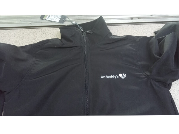 Customize Jackets with Logo embroidered on it
